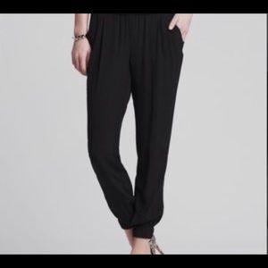 Banana Republic Elastic Waist Pant